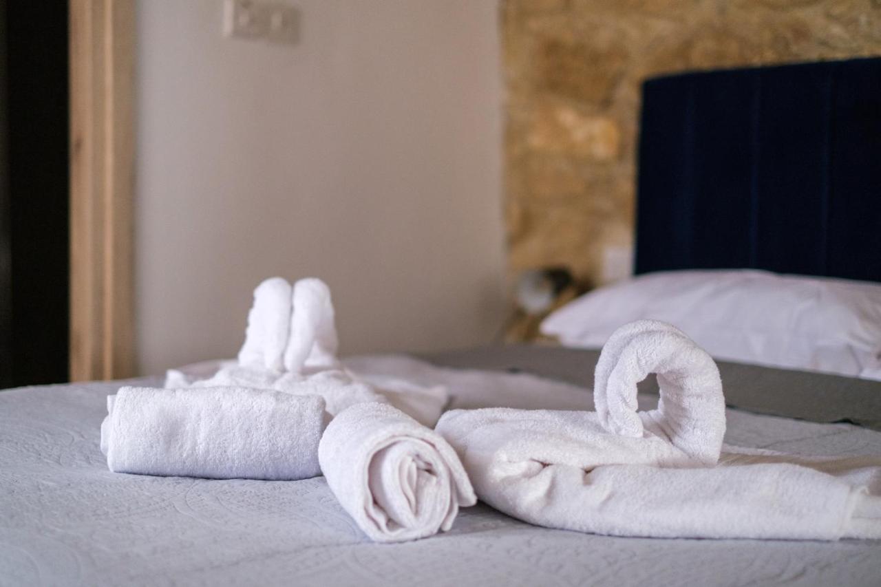 Royal Stay Luxury Homes Paphos ภายนอก รูปภาพ
