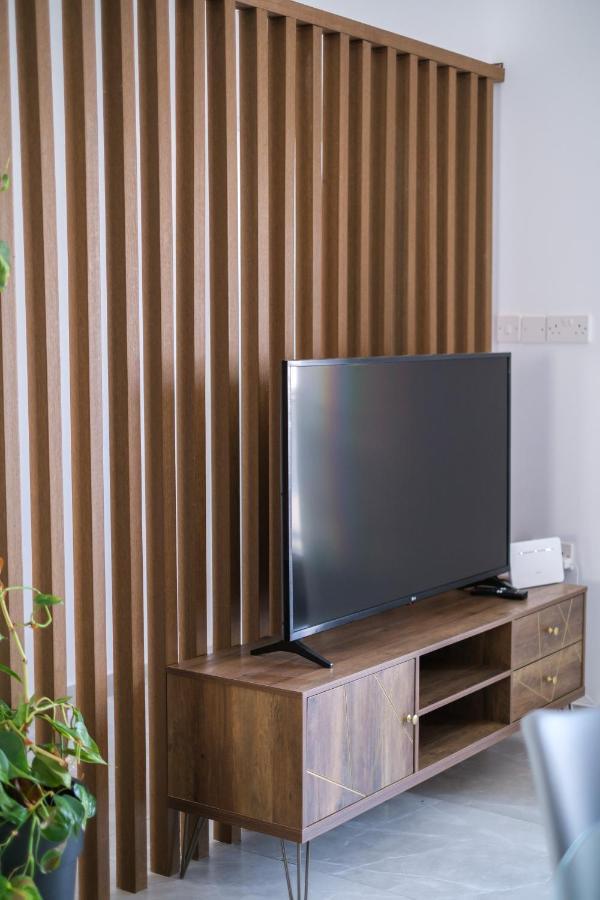 Royal Stay Luxury Homes Paphos ภายนอก รูปภาพ
