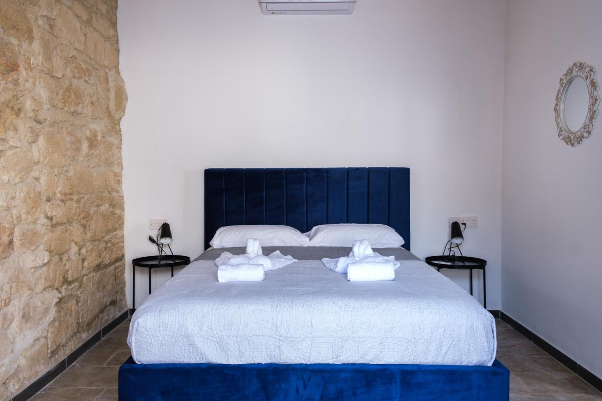 Royal Stay Luxury Homes Paphos ห้อง รูปภาพ