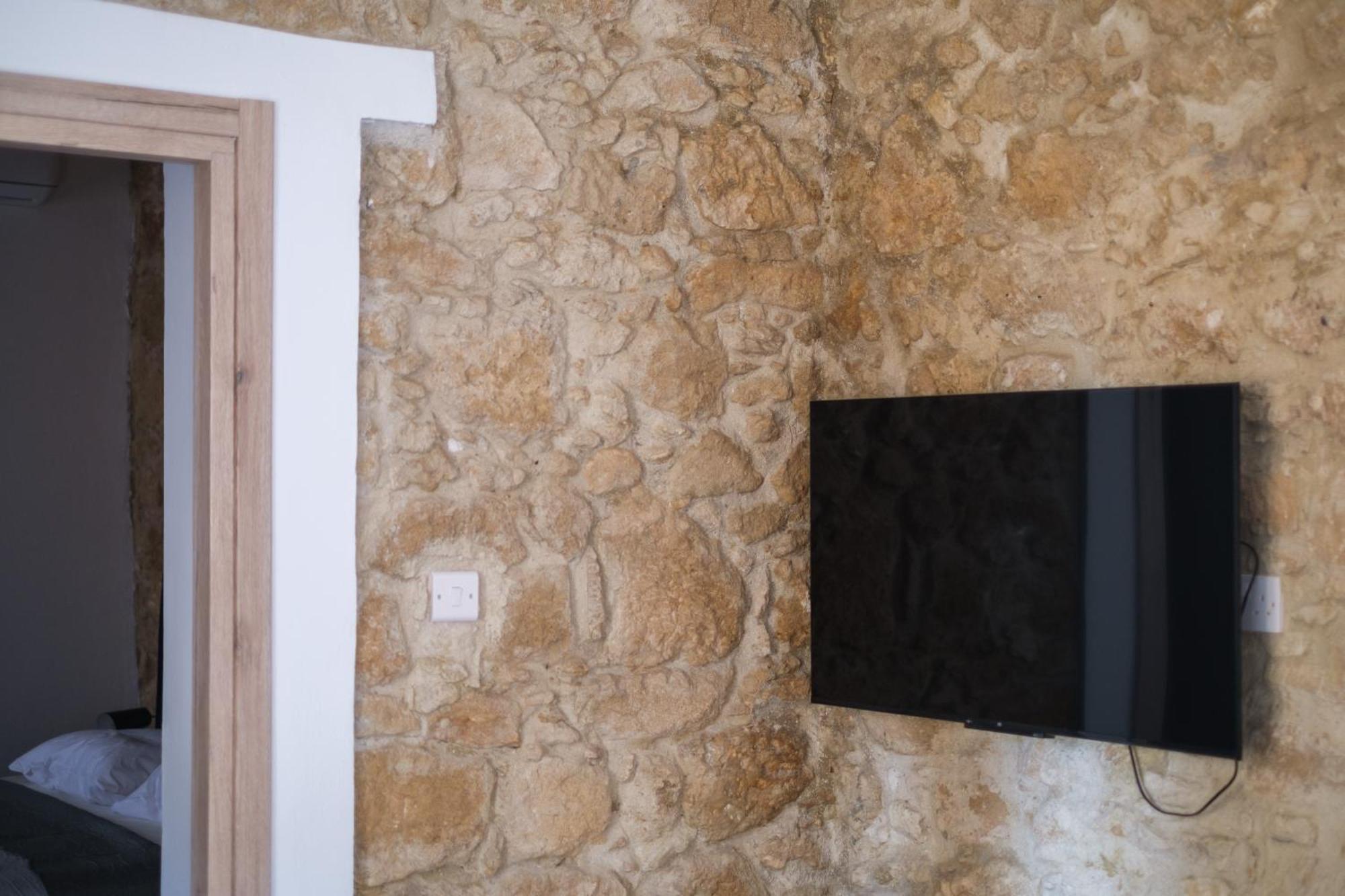 Royal Stay Luxury Homes Paphos ห้อง รูปภาพ