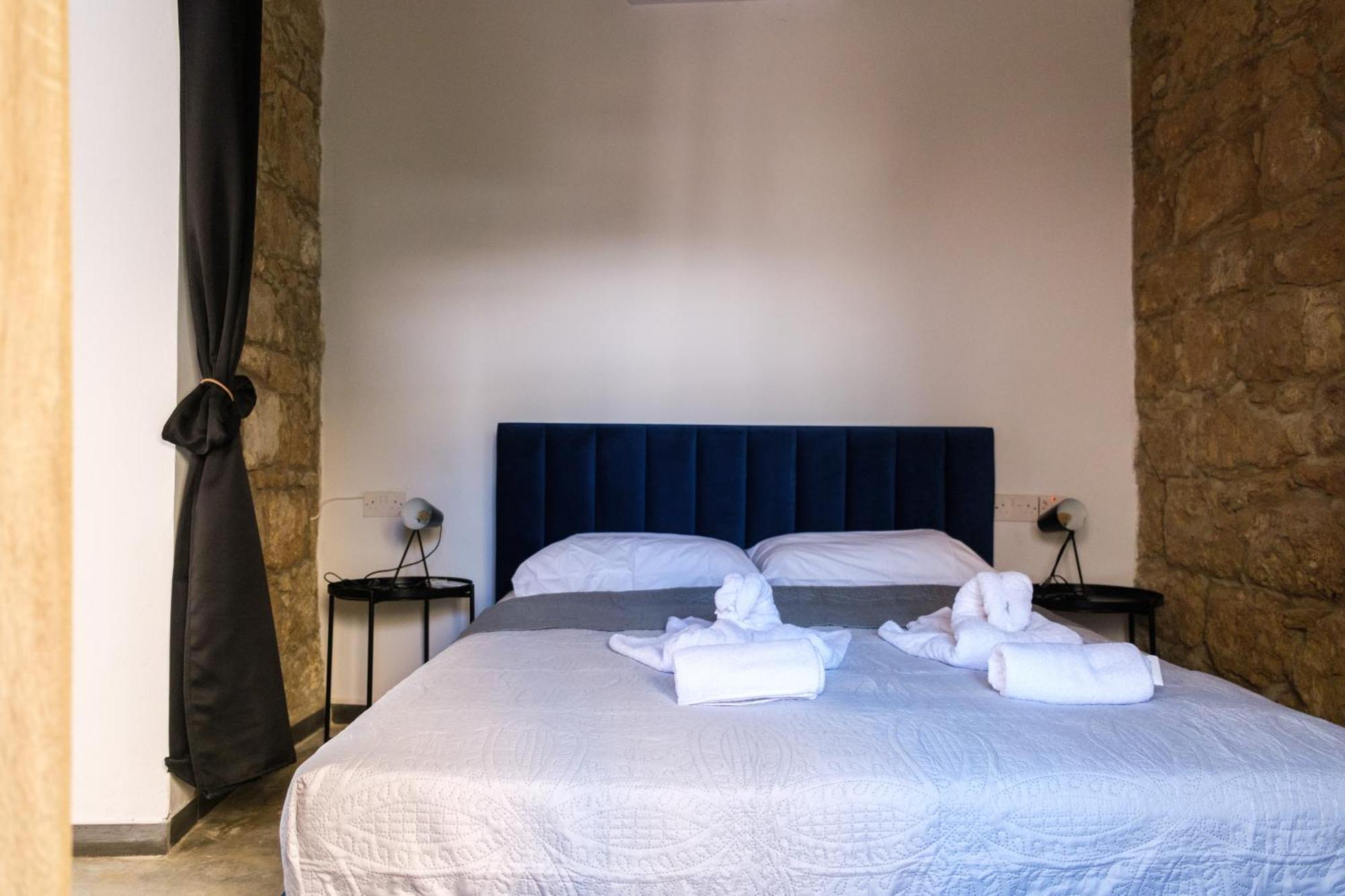 Royal Stay Luxury Homes Paphos ห้อง รูปภาพ